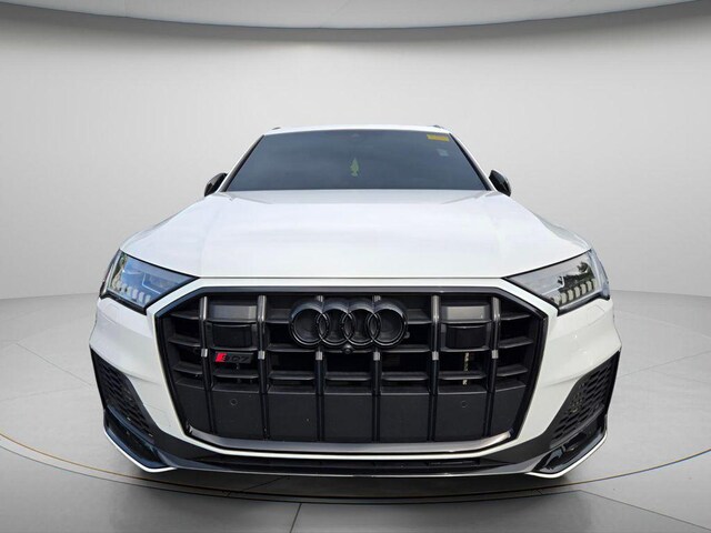 2023 Audi SQ7