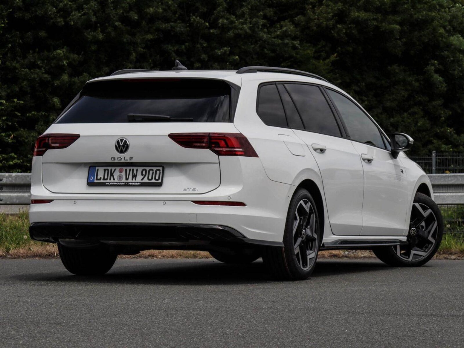 Volkswagen Golf Variant – Bild 2