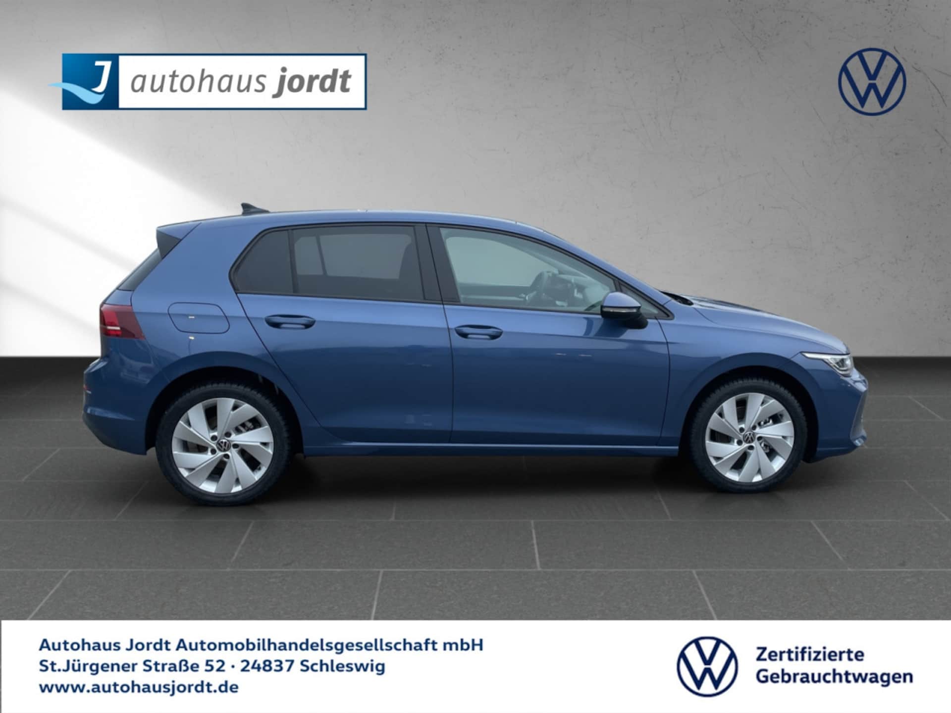 Volkswagen Golf Life