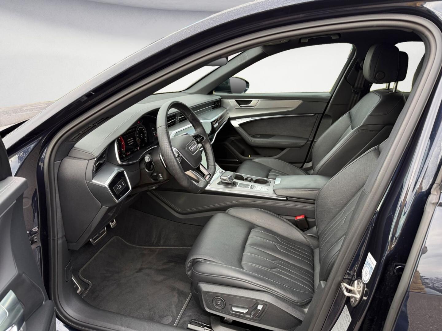 Bild über Audi S6 Avant TDI quattro tiptronic - für weitere Informationen kontaktieren Sie den Audi Partner