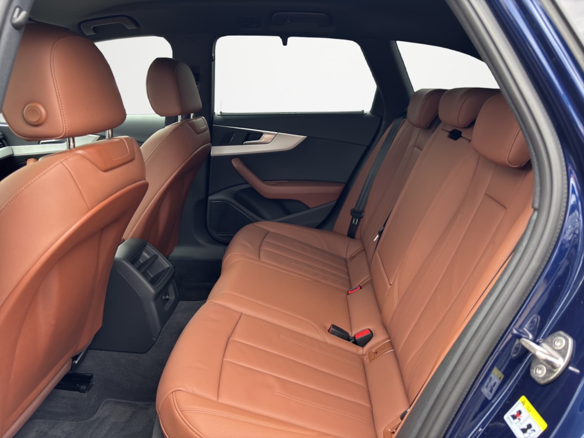 Audi A4 Avant S line