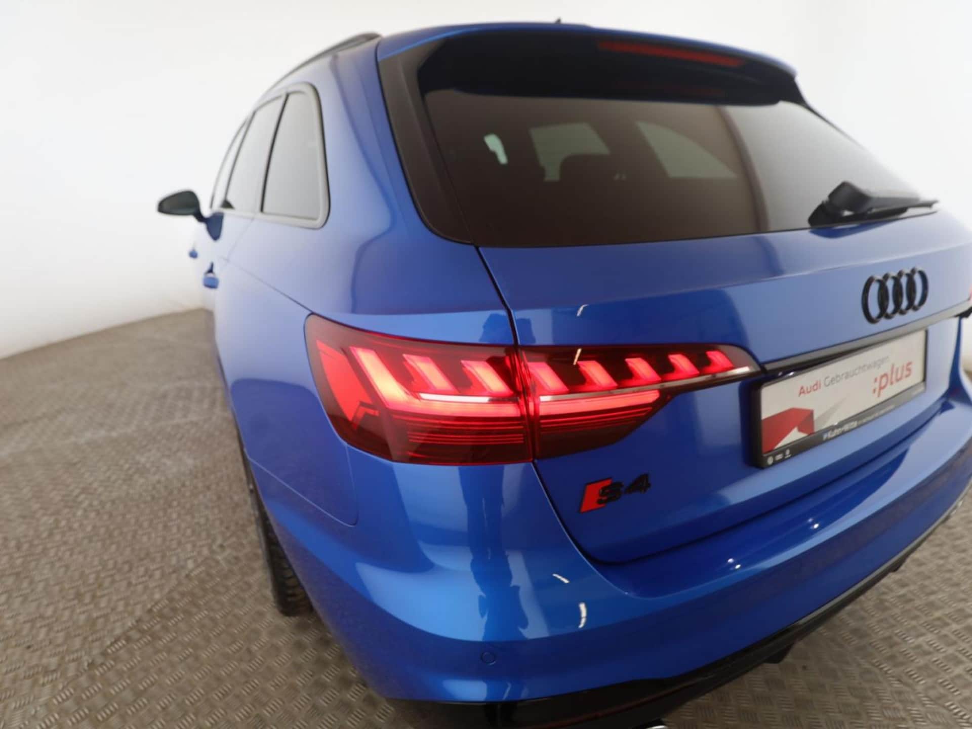Audi S4 Avant