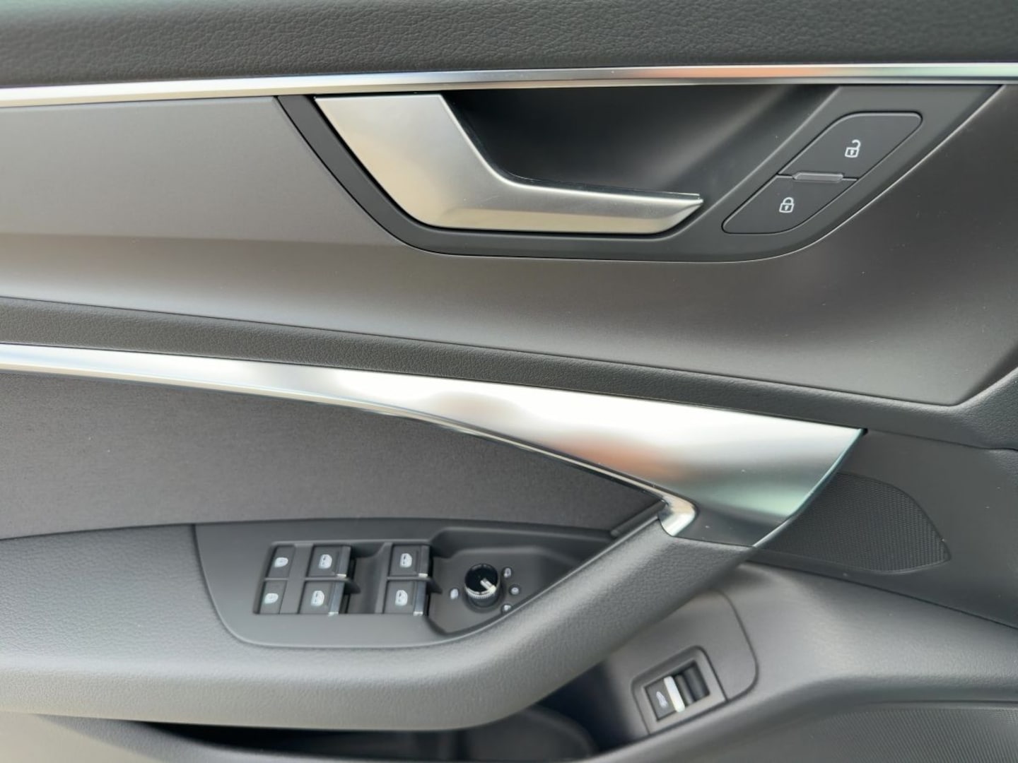 Bild über Audi A6 45 TFSI S tronic - für weitere Informationen kontaktieren Sie den Audi Partner