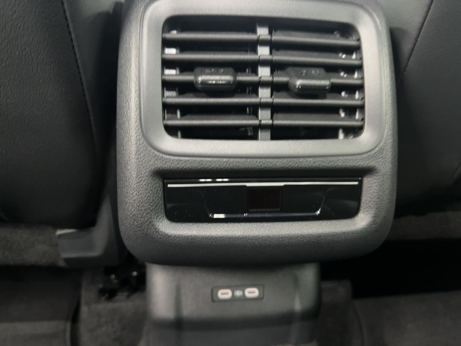 Volkswagen T-Roc – Bild 14