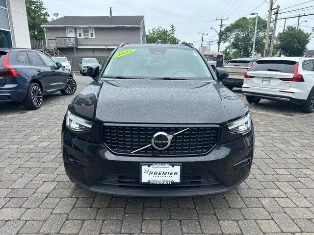 2023 Volvo XC40
