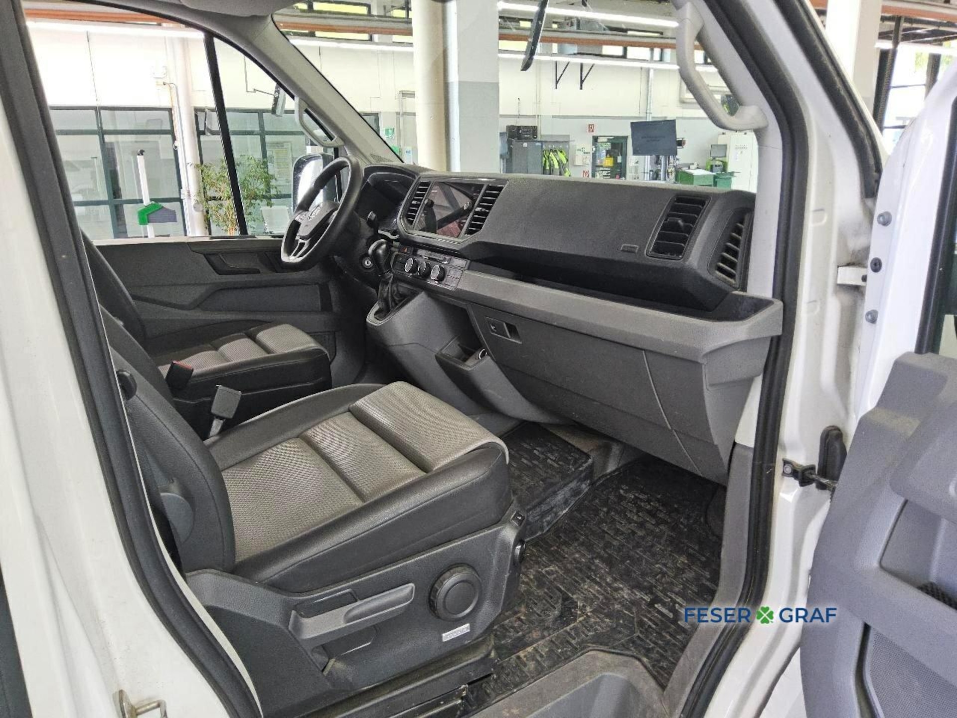 Volkswagen Crafter Kasten mittlerer Radstand