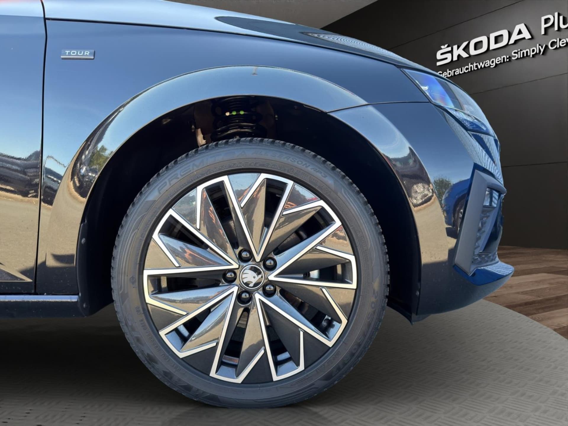 Skoda Scala Tour