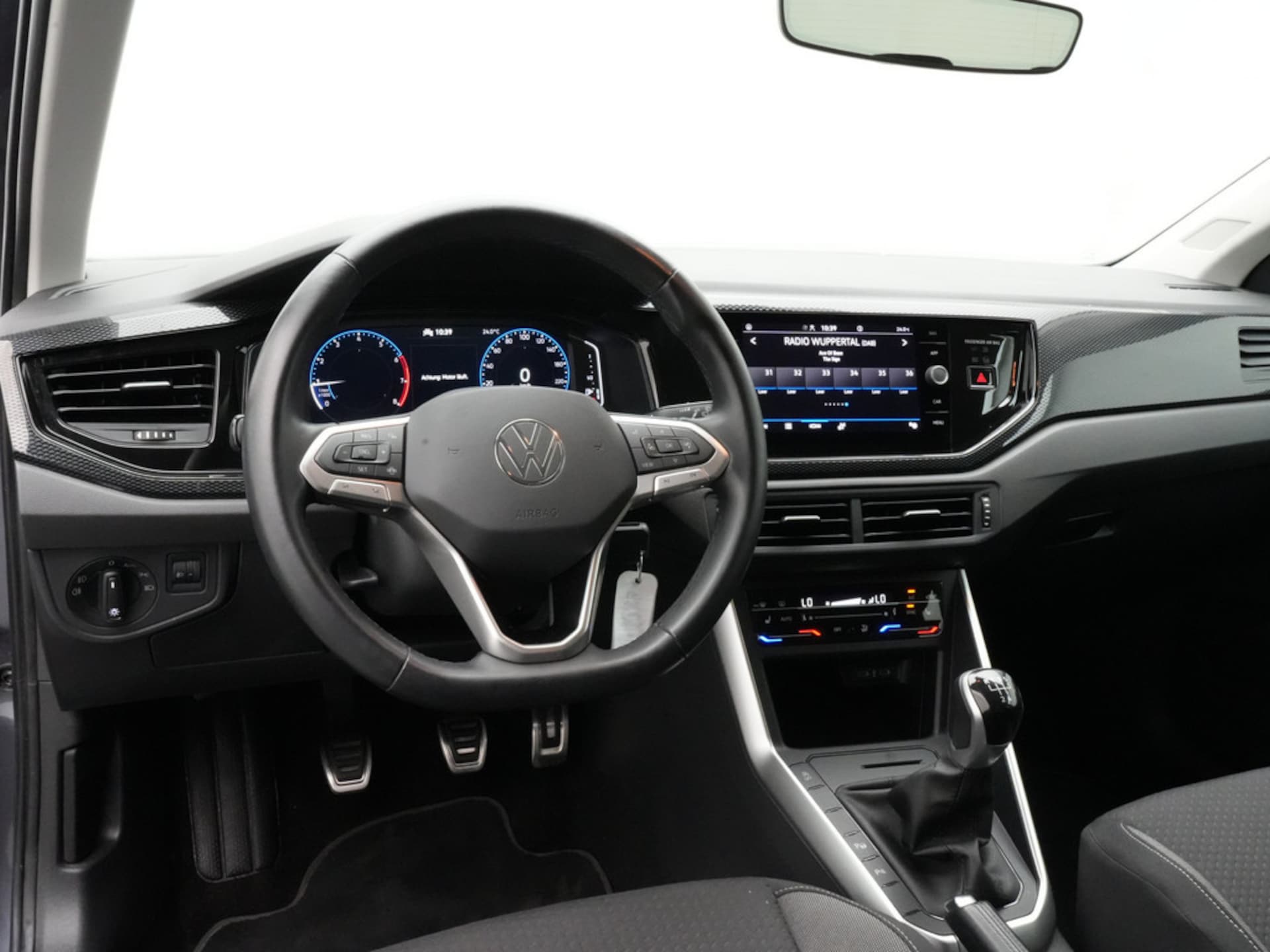 Volkswagen Polo Active