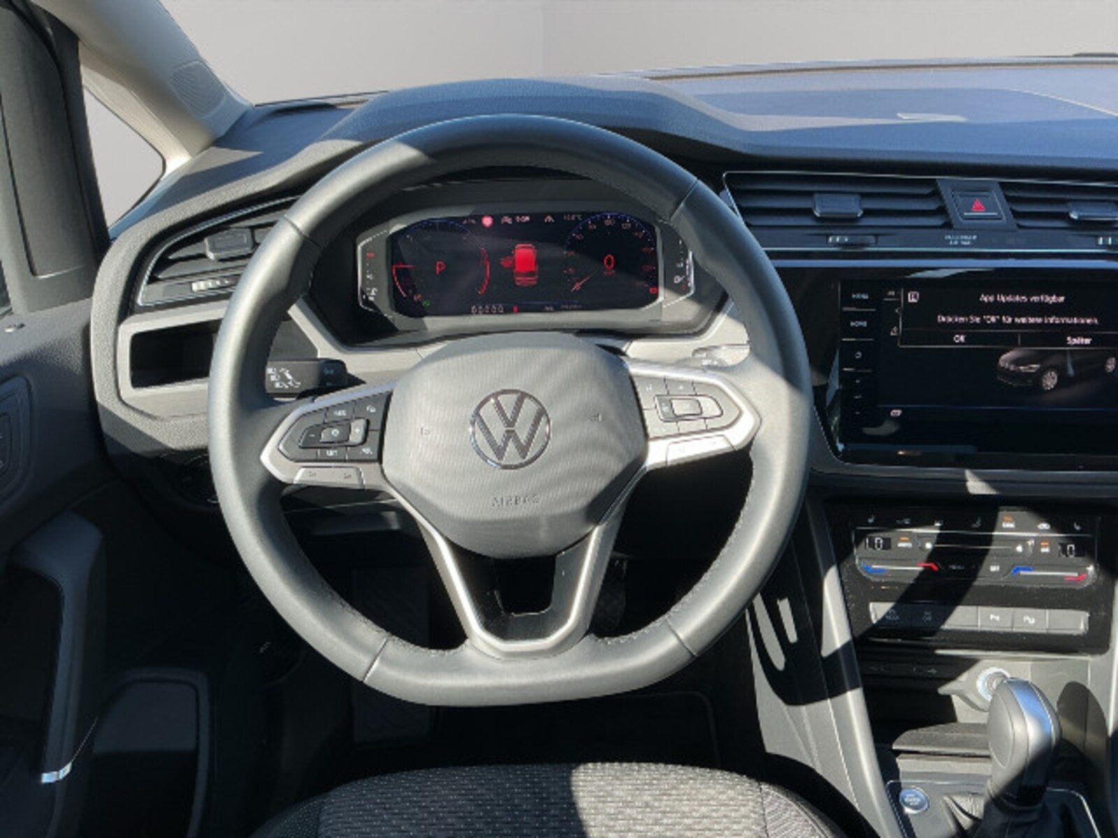 Volkswagen Touran – Bild 12