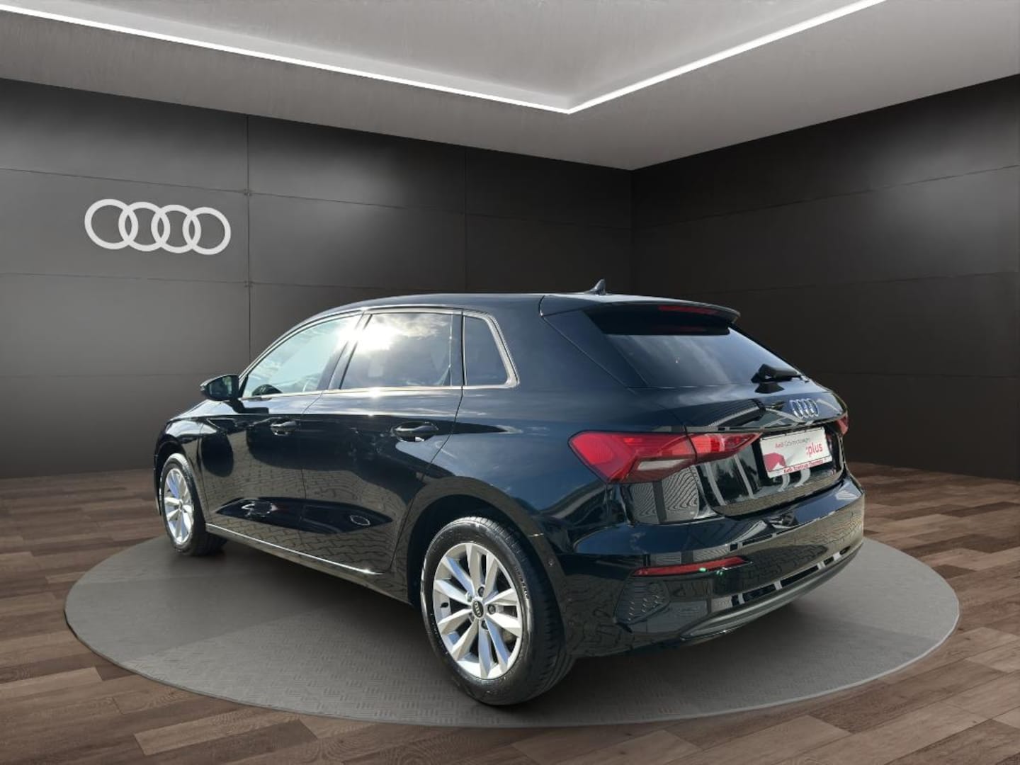 Bild über Audi A3 Sportback 30 TFSI Schaltgetriebe - für weitere Informationen kontaktieren Sie den Audi Partner