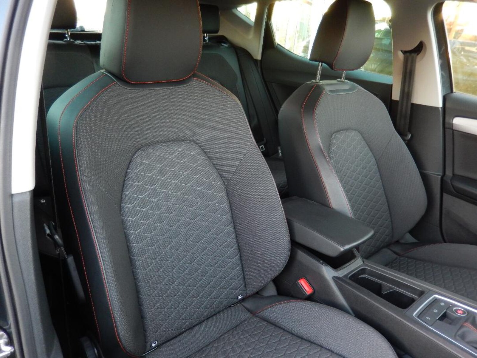SEAT Leon – Bild 6
