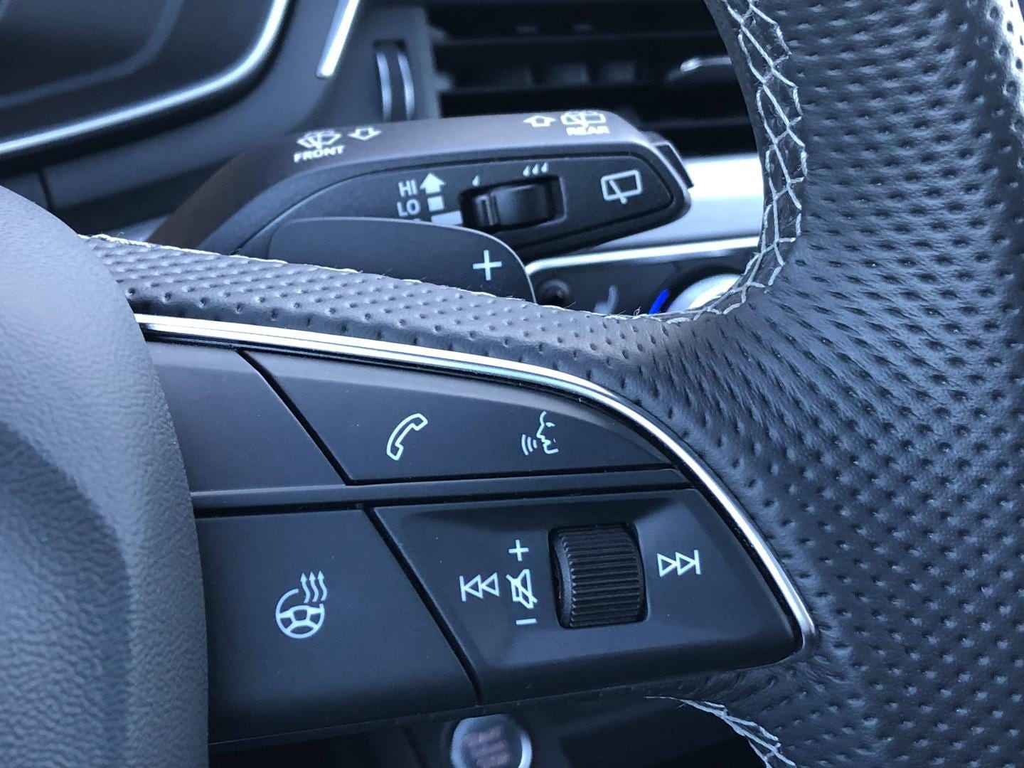 Image about Audi A4 Avant S Edition 40 TDI 150 kW (204 ch) S tronic