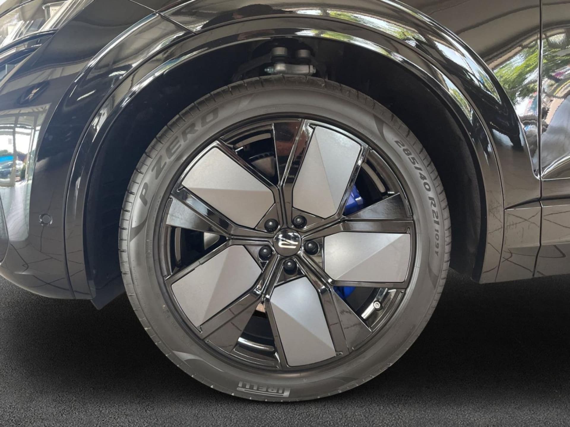 Volkswagen Touareg R