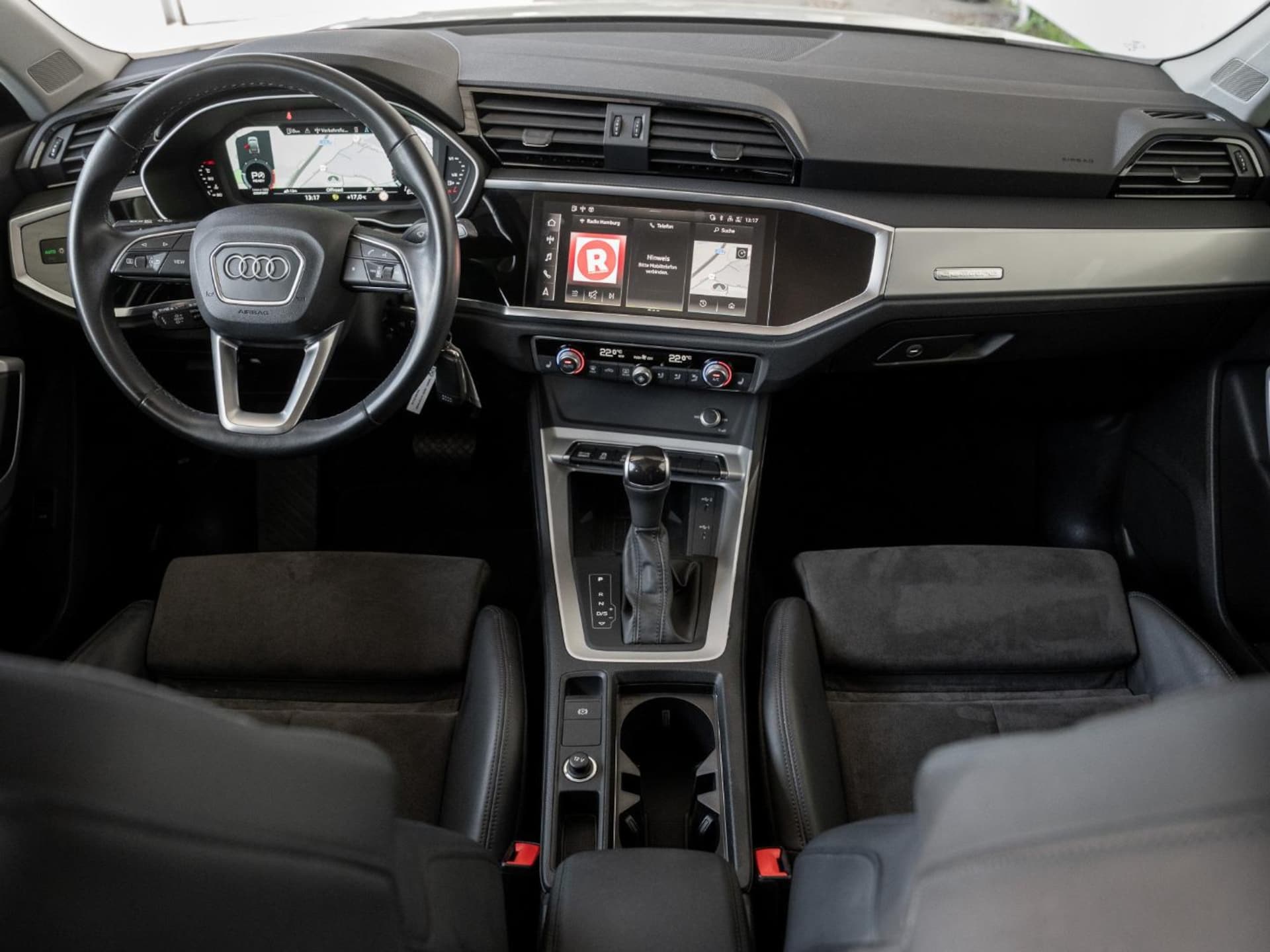 Audi Q3 Sportback S line