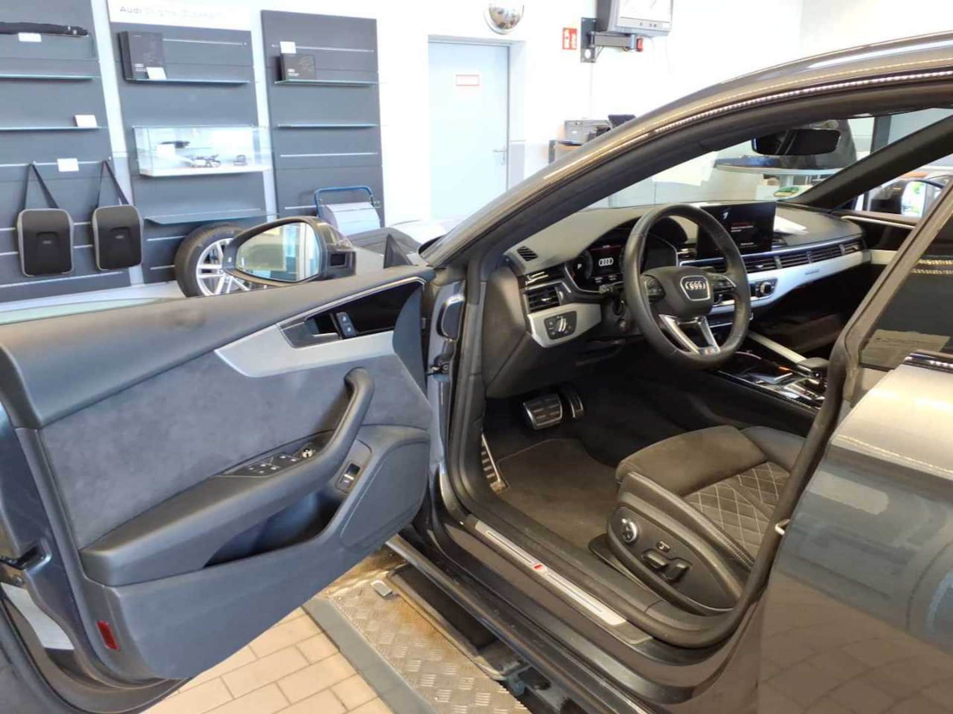 Audi A5 Sportback S line