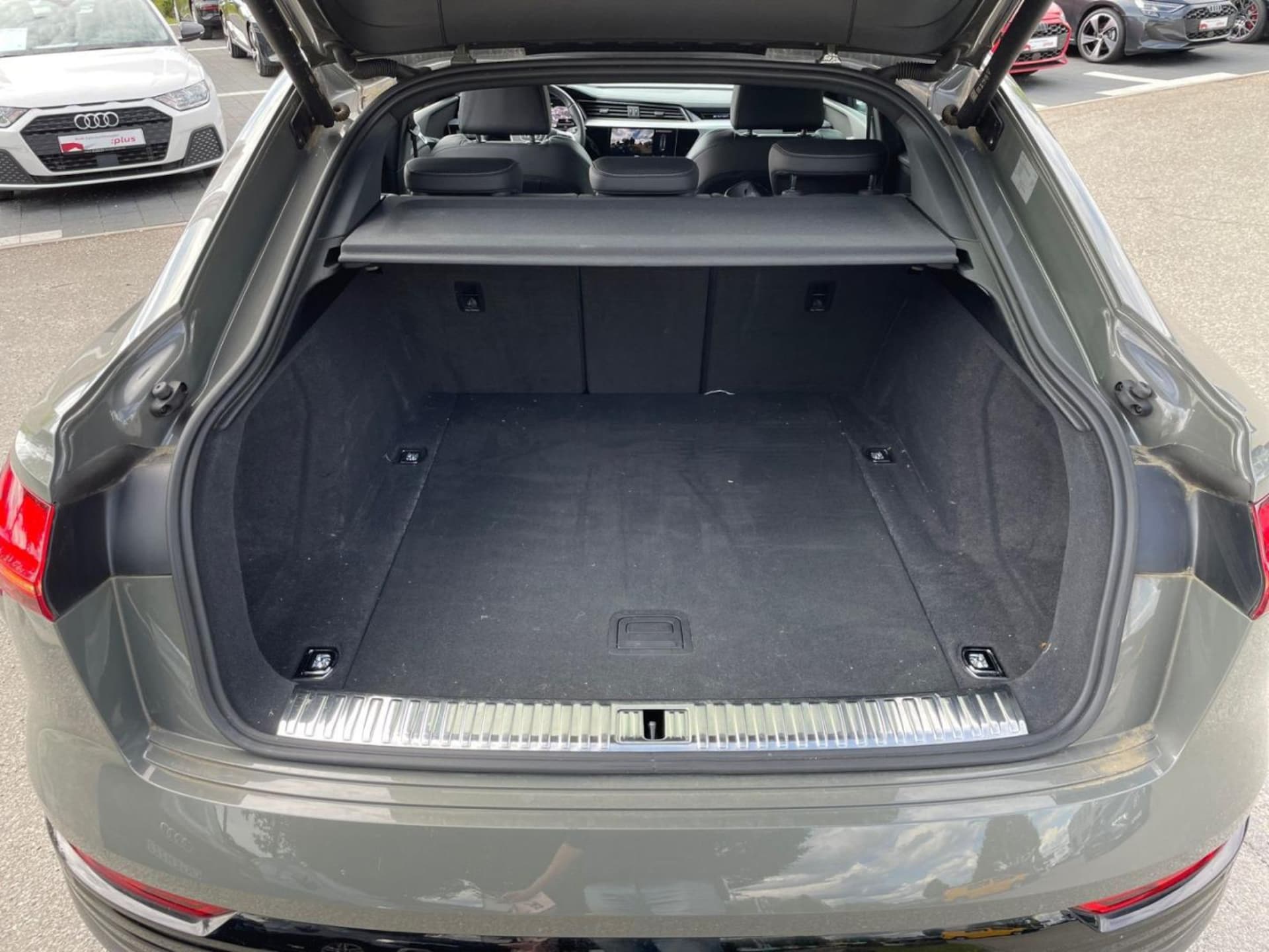 Audi Q8 Sportback e-tron Advanced