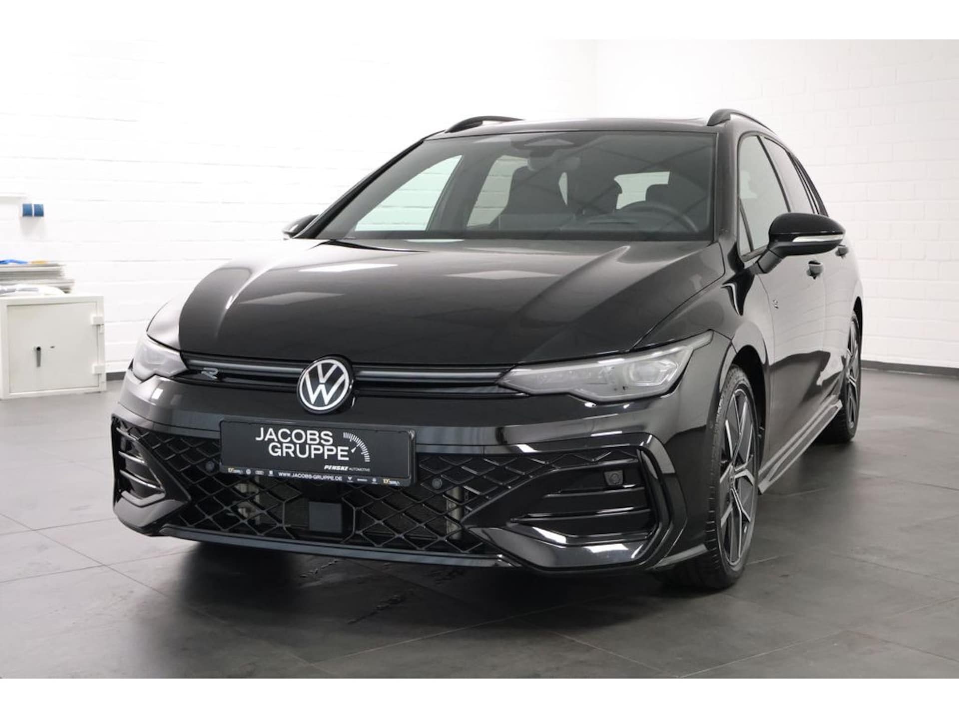 Volkswagen Golf Variant R-Line