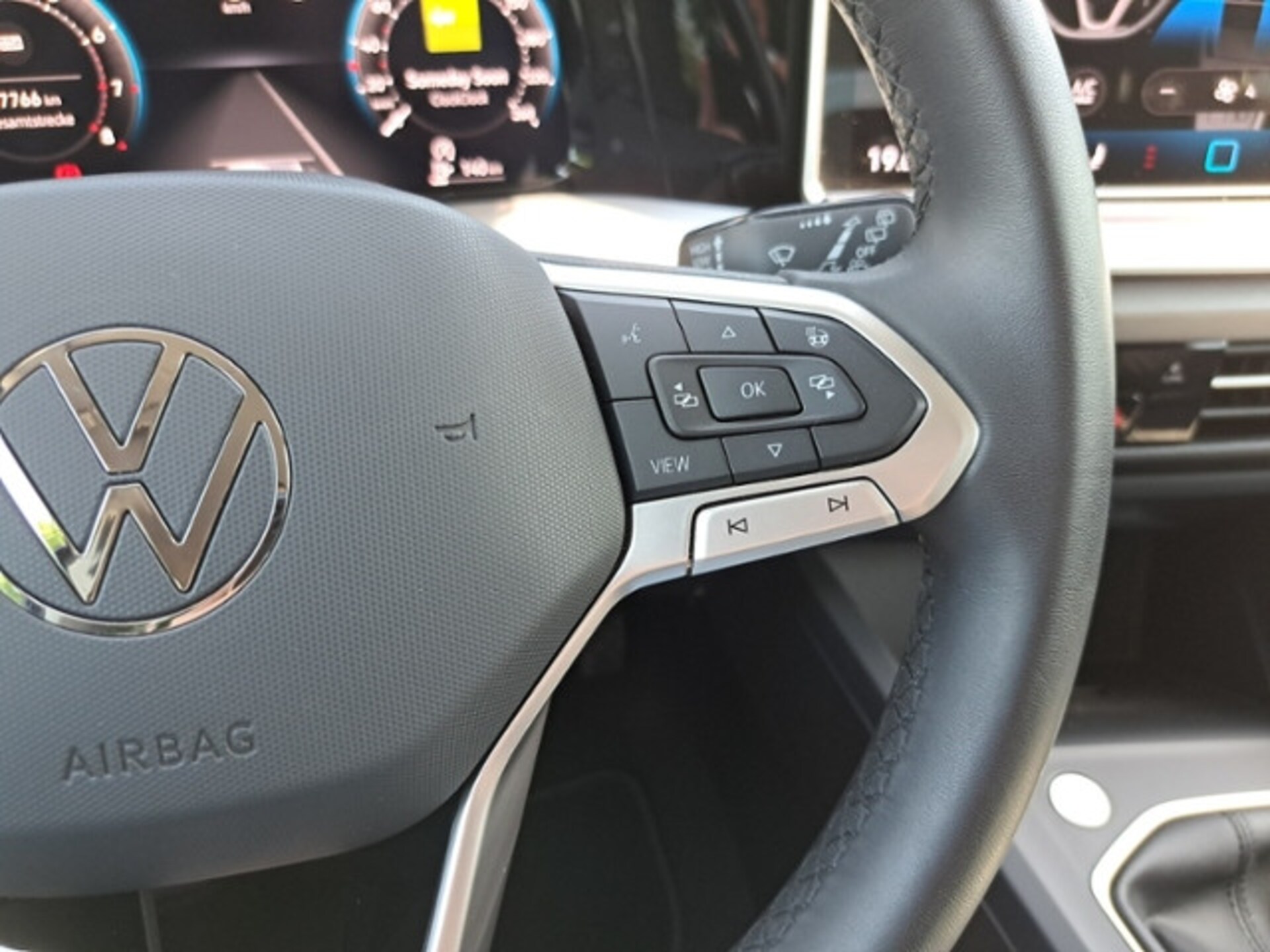 Volkswagen Golf Life