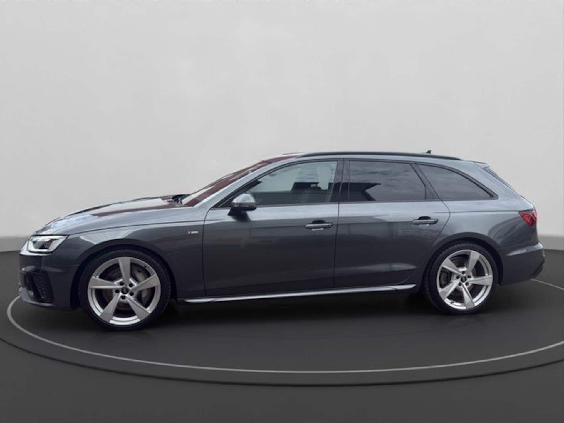 Audi A4 Avant S line