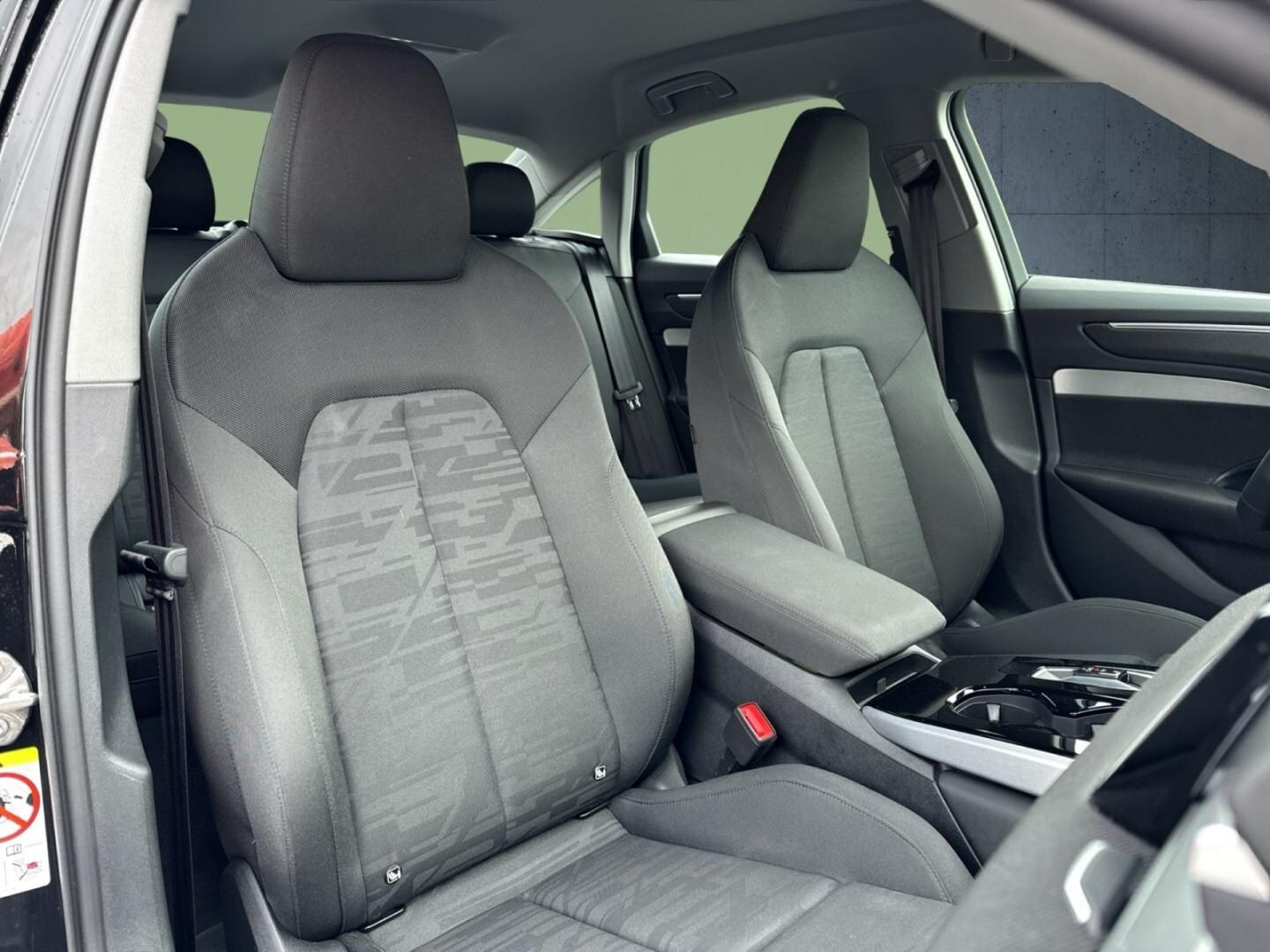 Bild über Audi A6 Limousine TDI 150 kW S tronic - für weitere Informationen kontaktieren Sie den Audi Partner