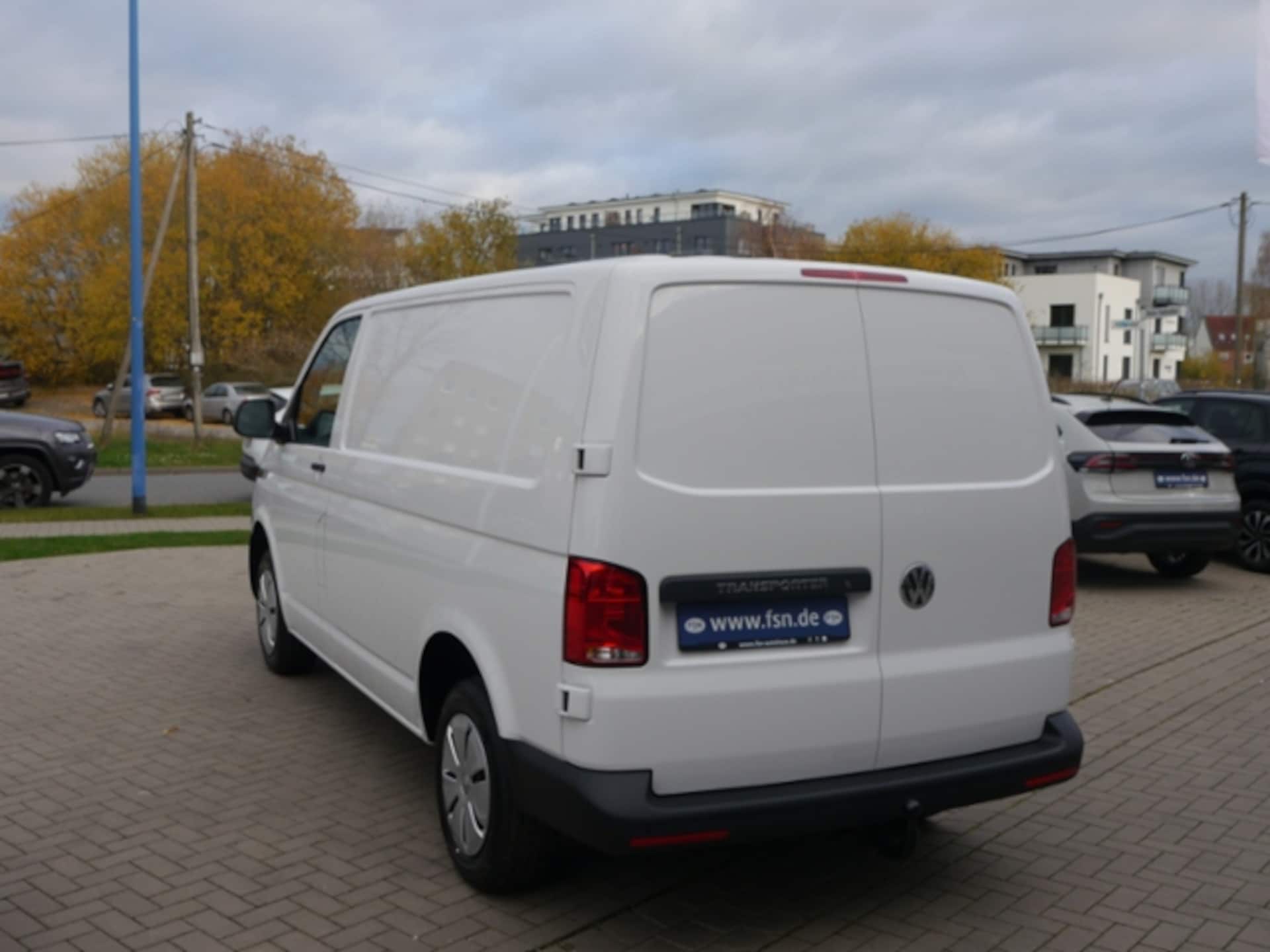 Volkswagen T6.1 Transporter Kasten kurzer Radstand
