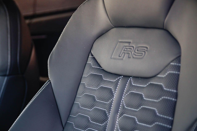 2026 Audi RS Q8 Base - Photo 28