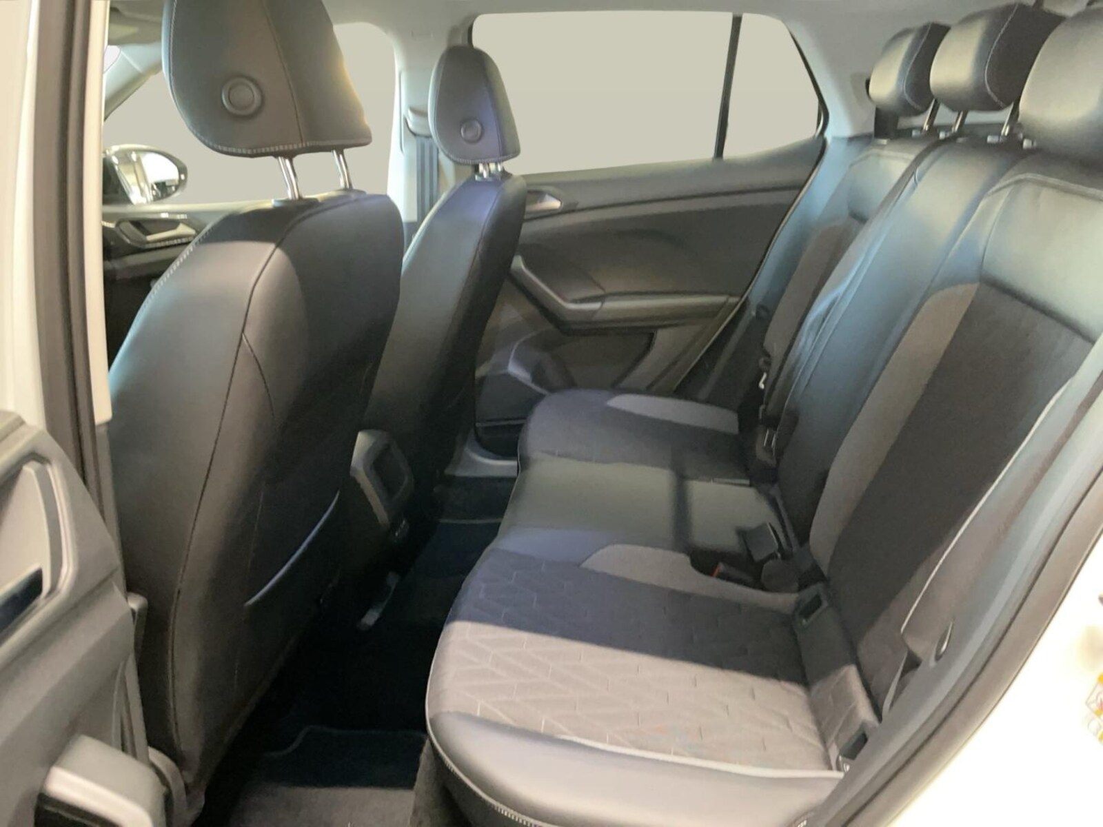 Volkswagen T-Cross – Bild 11
