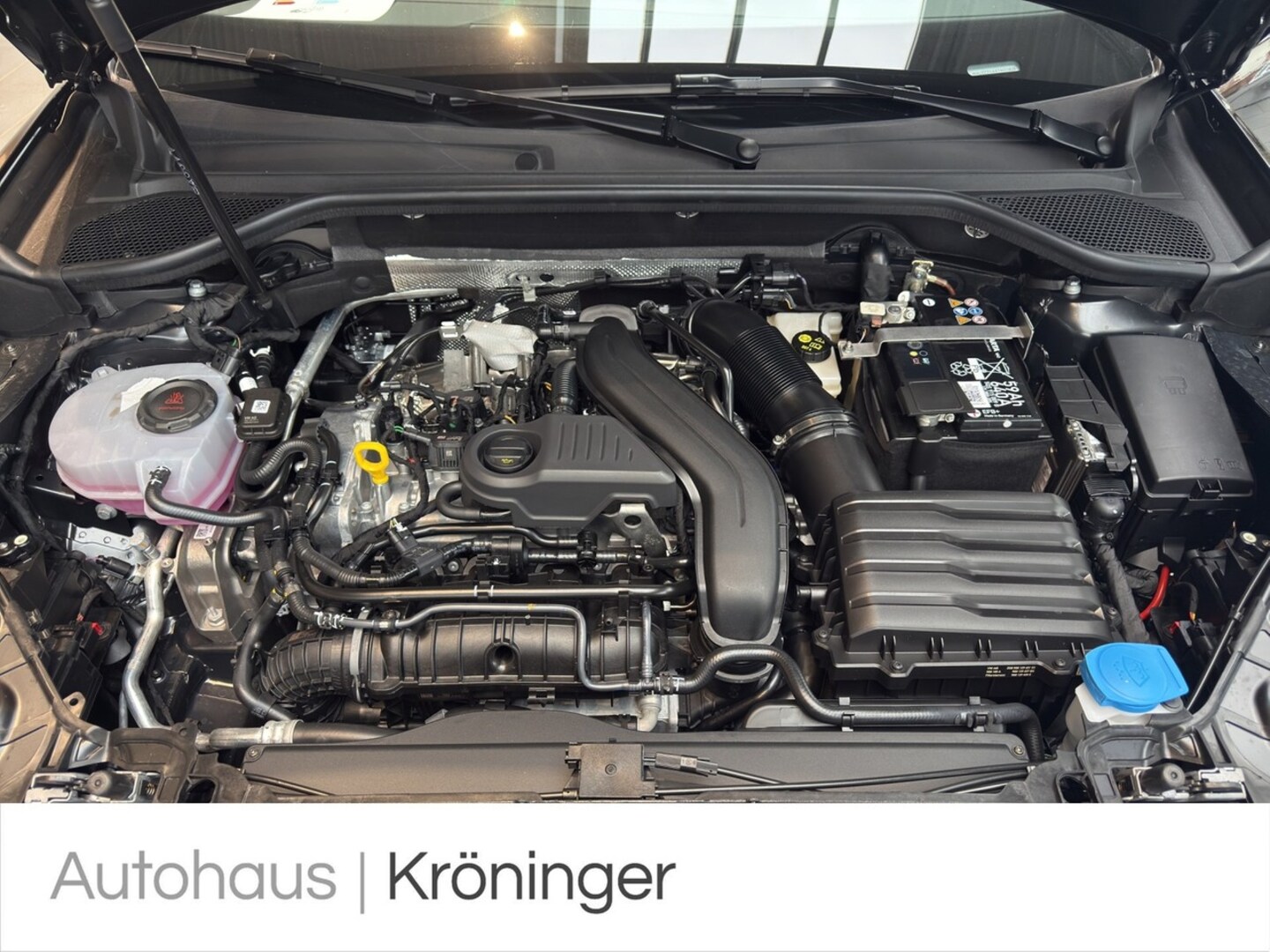 Bild über Audi Q2 S line 35 TFSI S tronic - für weitere Informationen kontaktieren Sie den Audi Partner