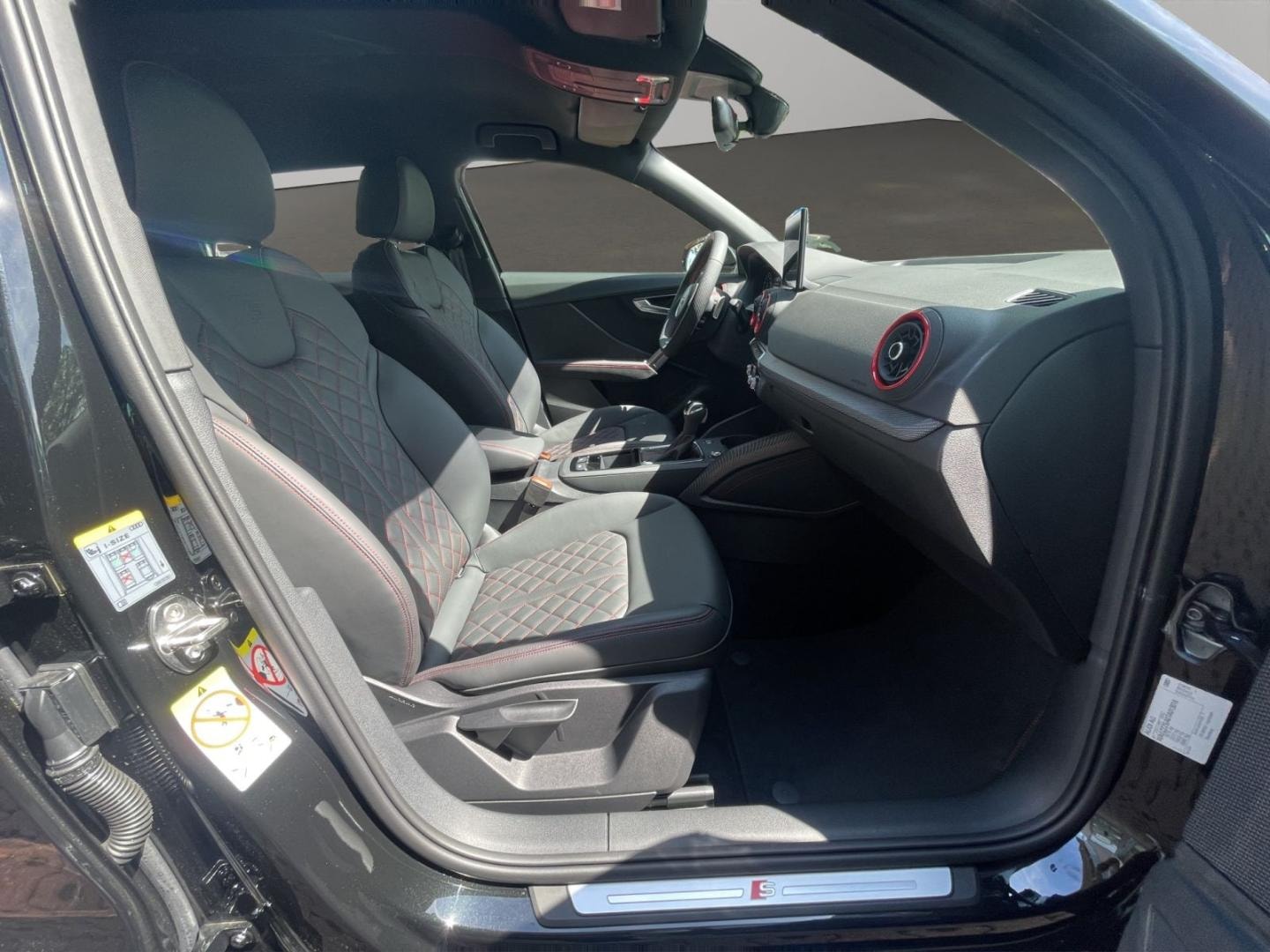 Bild über Audi Q2 S line 35 TFSI S tronic - für weitere Informationen kontaktieren Sie den Audi Partner