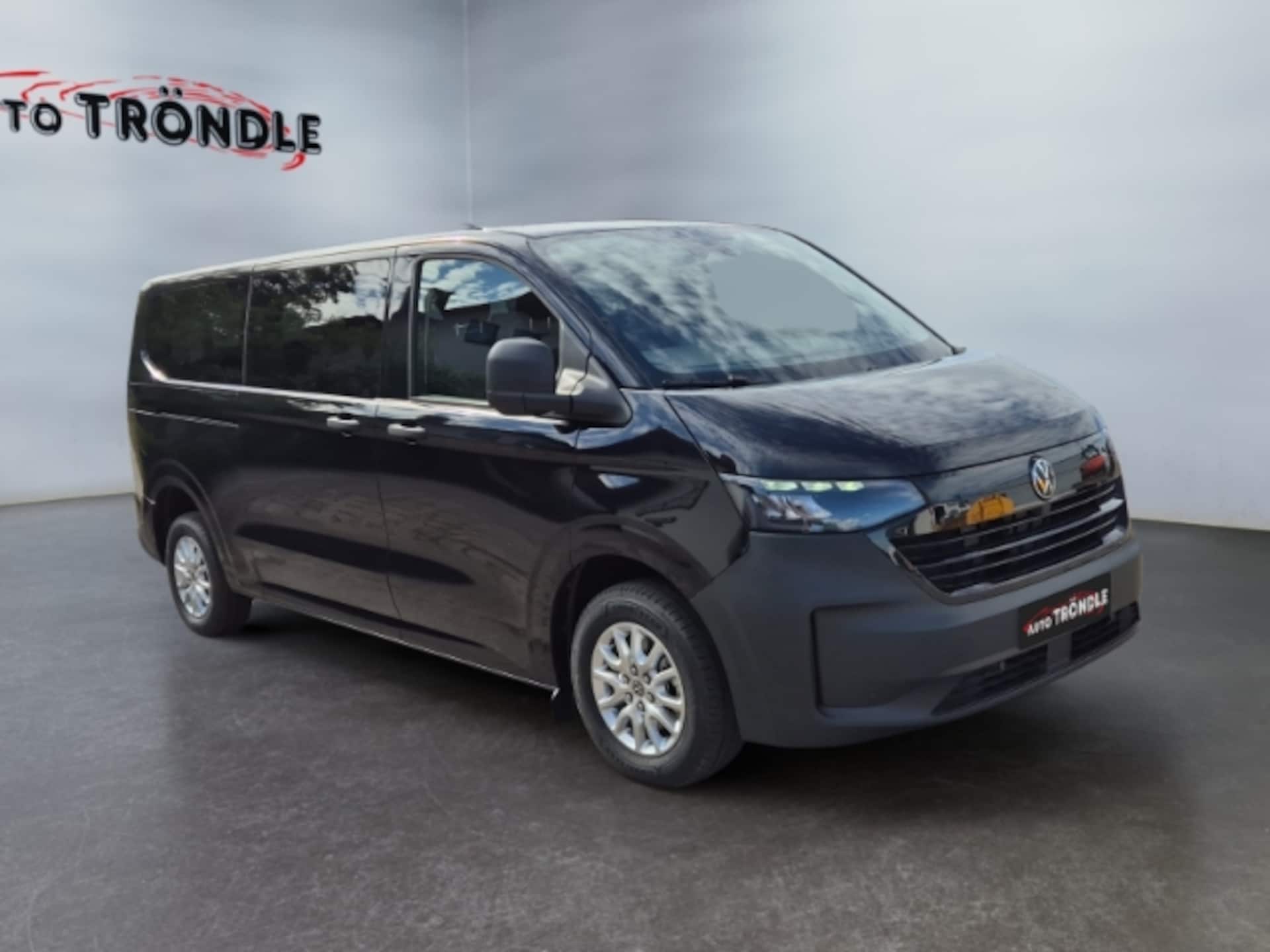 Volkswagen Transporter Kombi langer Radstand