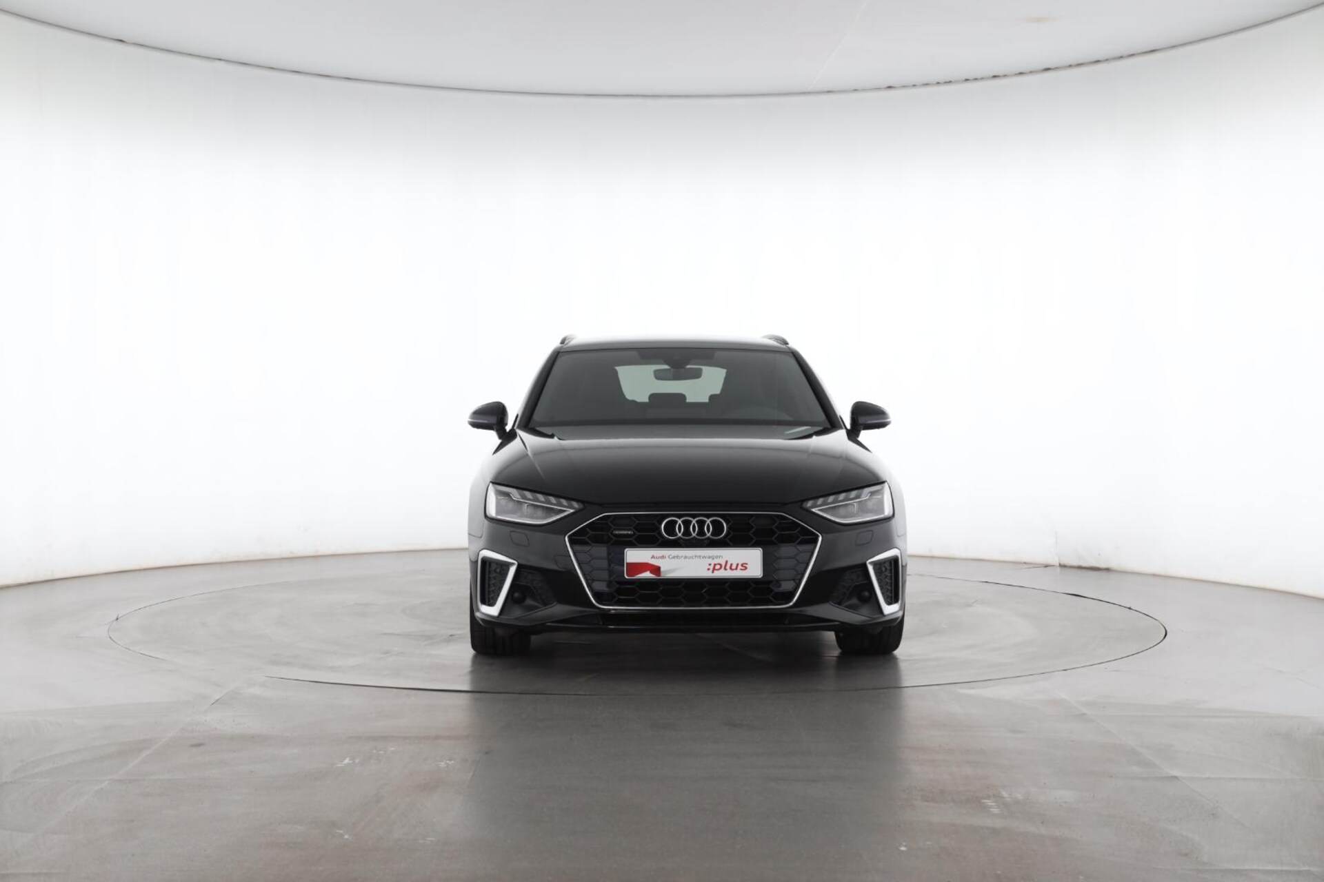 Audi A4 Avant S line