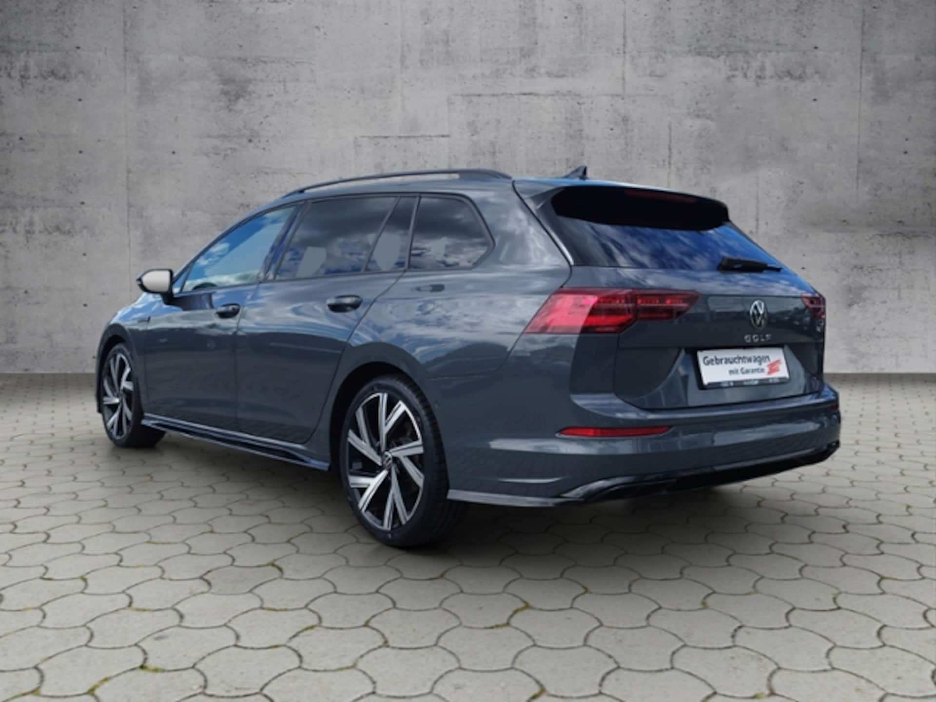 Volkswagen Golf Variant R-Line