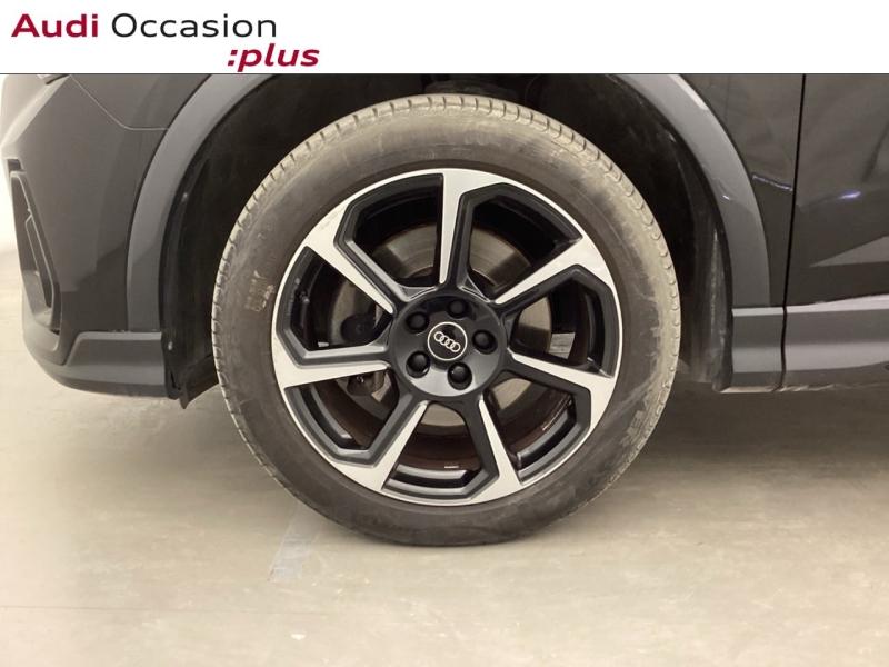 Image about Audi Q3 Sportback TFSI e S line 45 TFSI e 180 kW (245 ch) S tronic