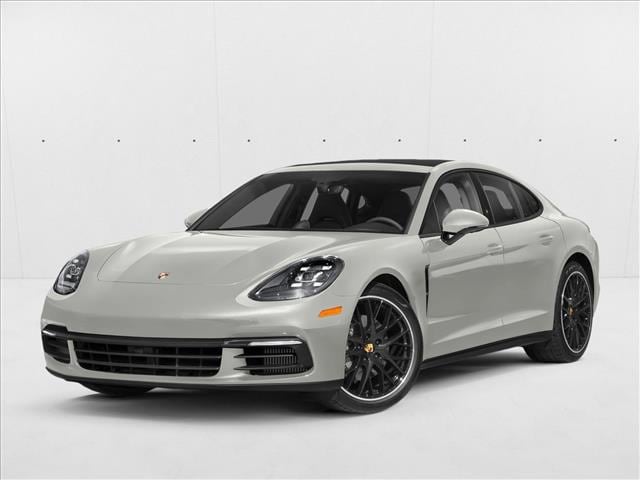 2019 Porsche Panamera 4's photo