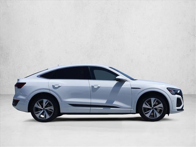 2024 Audi Q8 Sportback e-tron