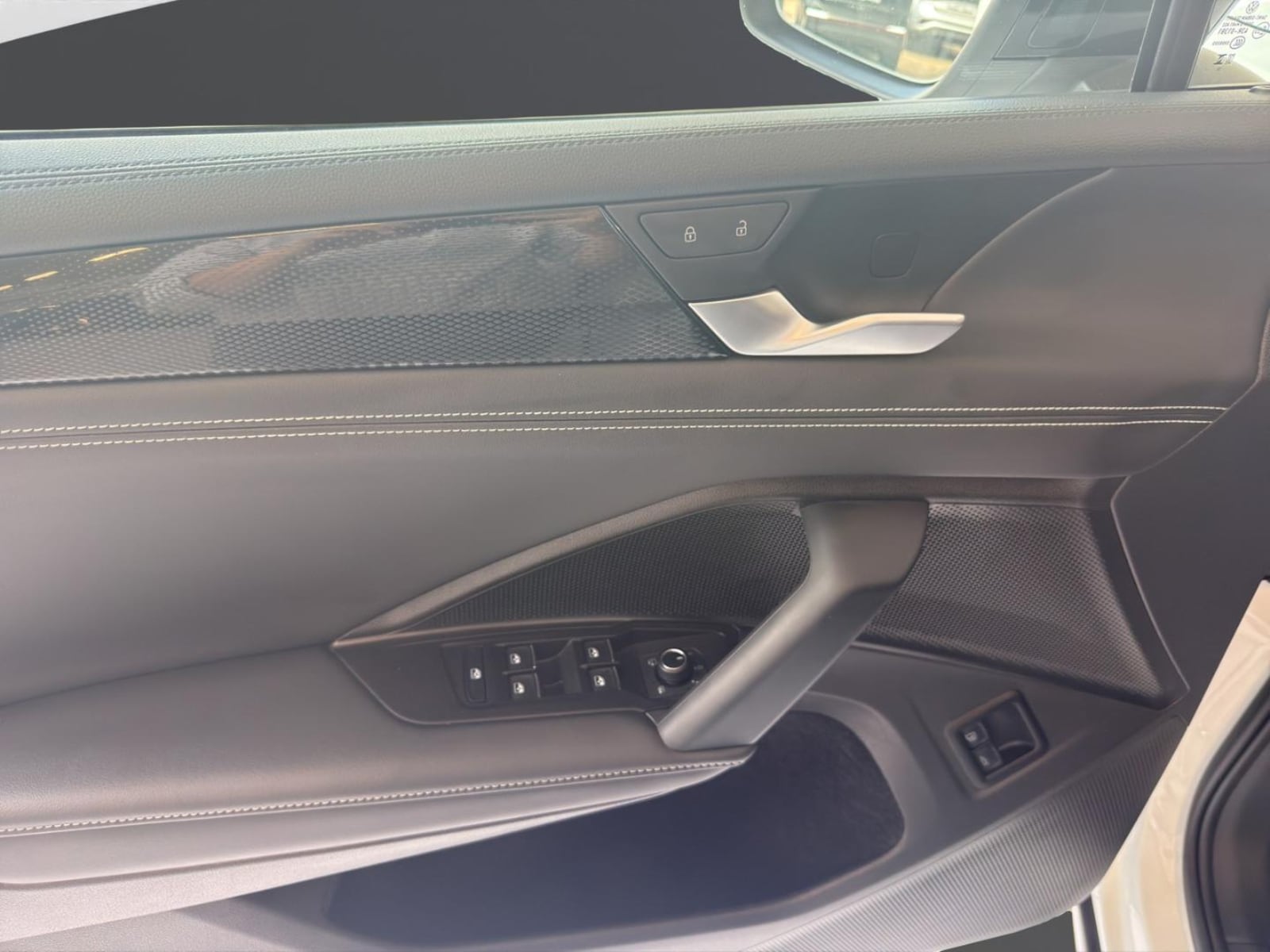 Volkswagen Tiguan – Bild 12