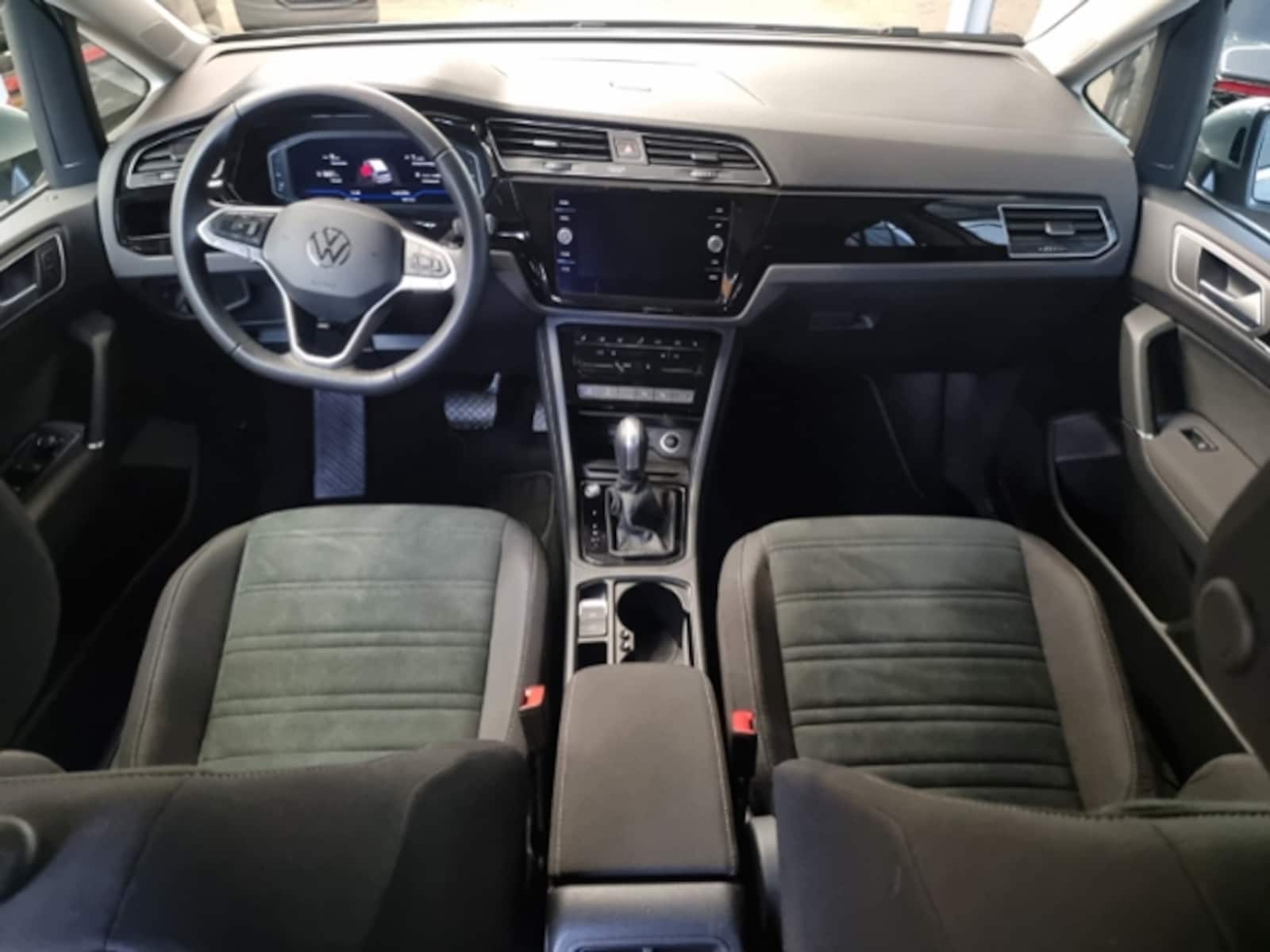 Volkswagen Touran – Bild 10