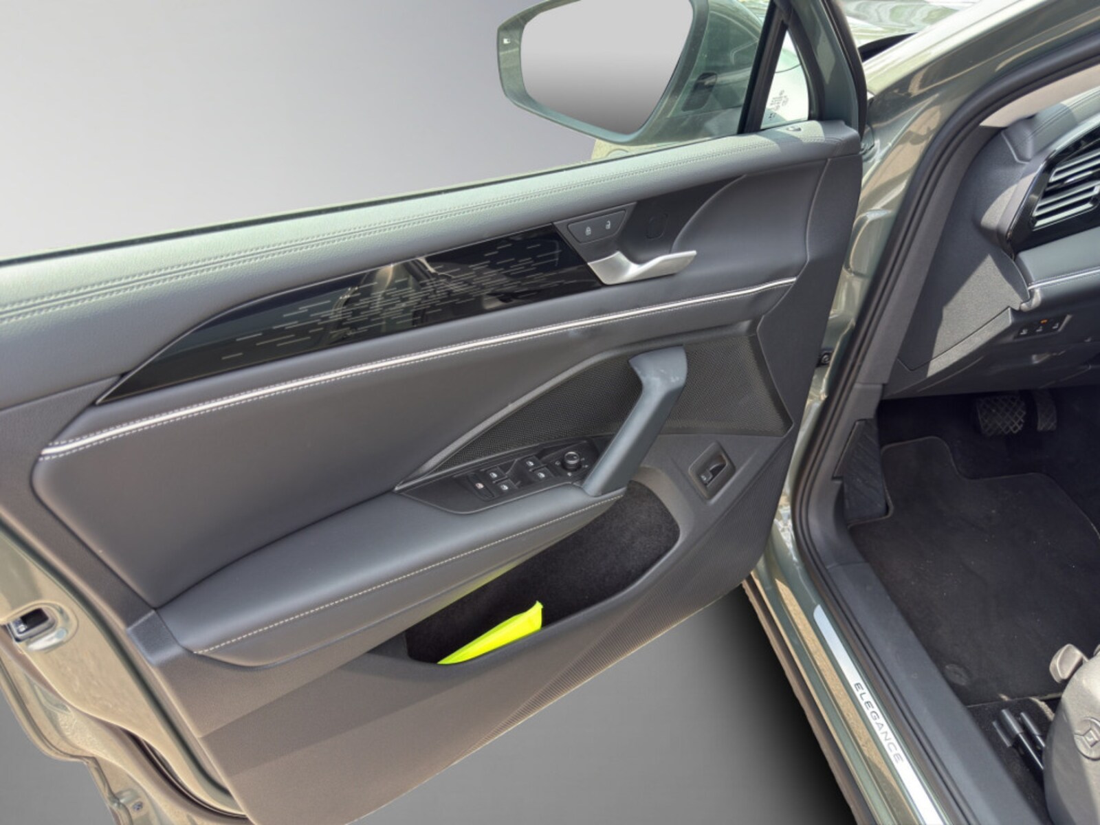 Volkswagen Tiguan – Bild 13