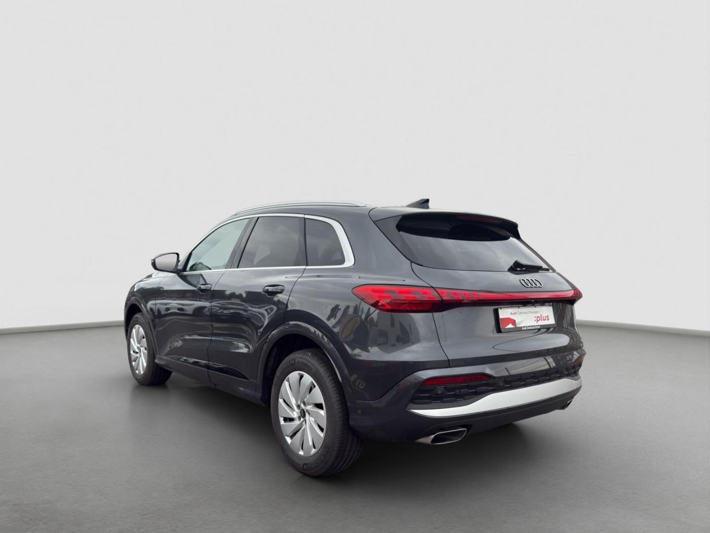 Bild über Audi Q5 SUV TFSI 150 kW S tronic - für weitere Informationen kontaktieren Sie den Audi Partner