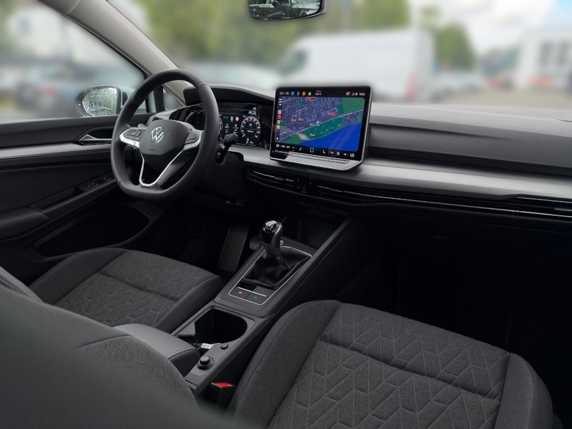Volkswagen Golf Life