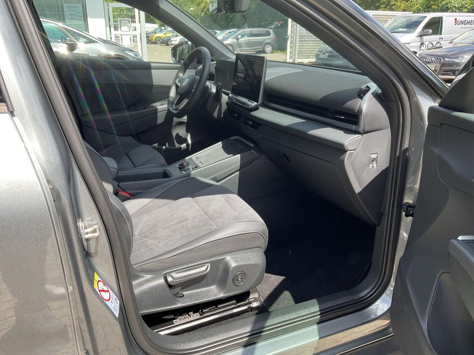 Volkswagen T-Roc – Bild 11