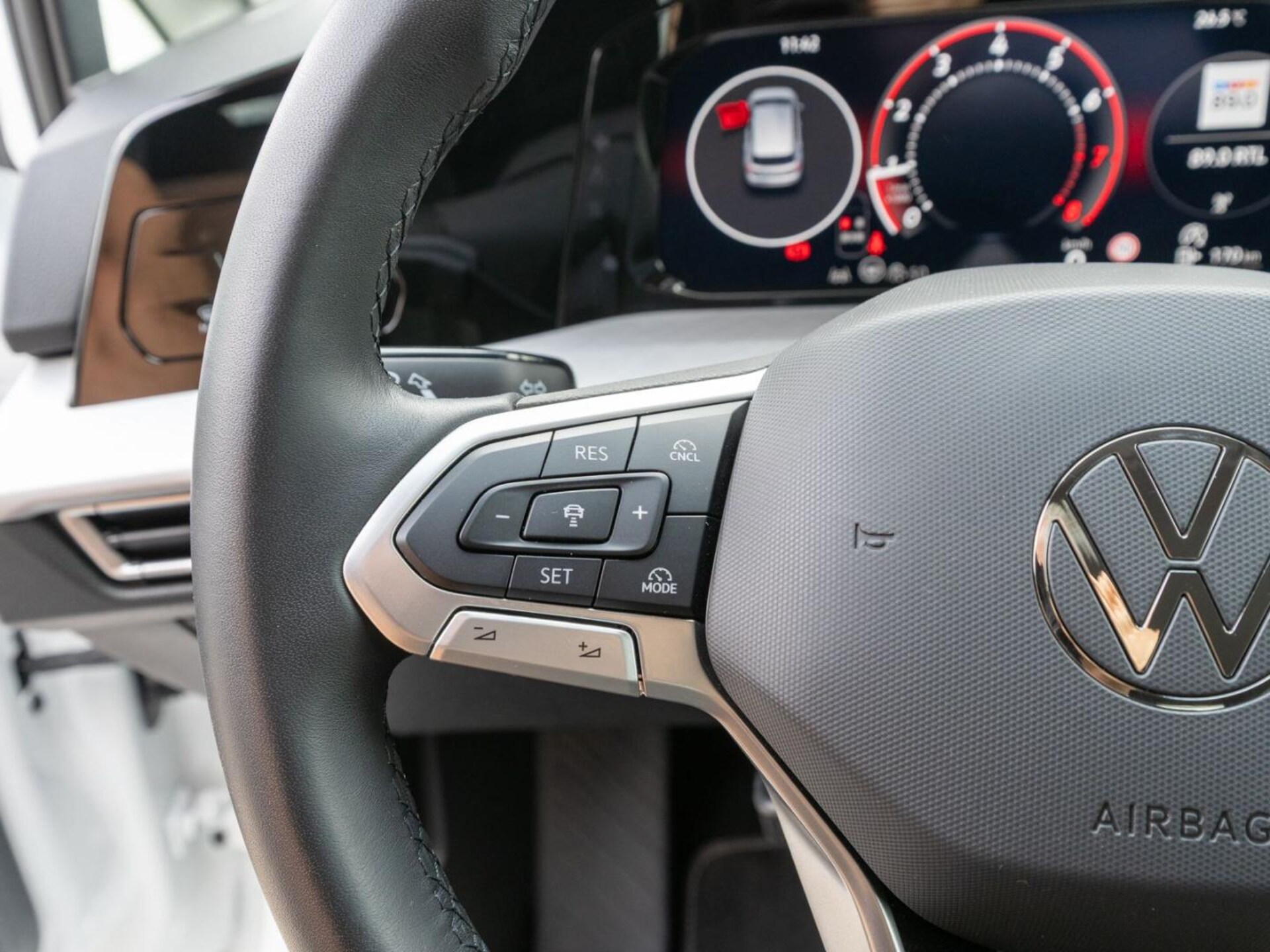 Volkswagen Golf Life