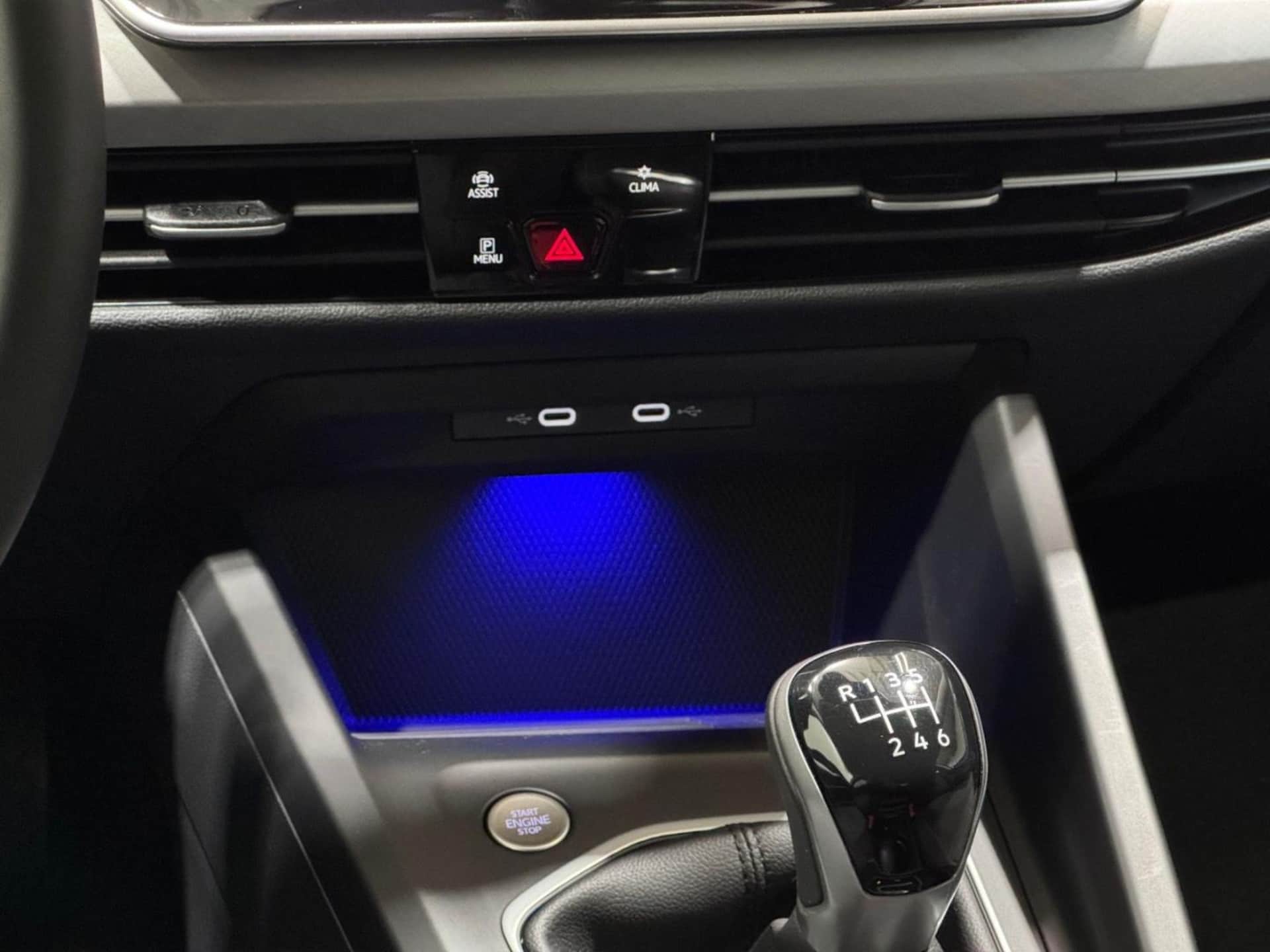 Volkswagen Golf Life