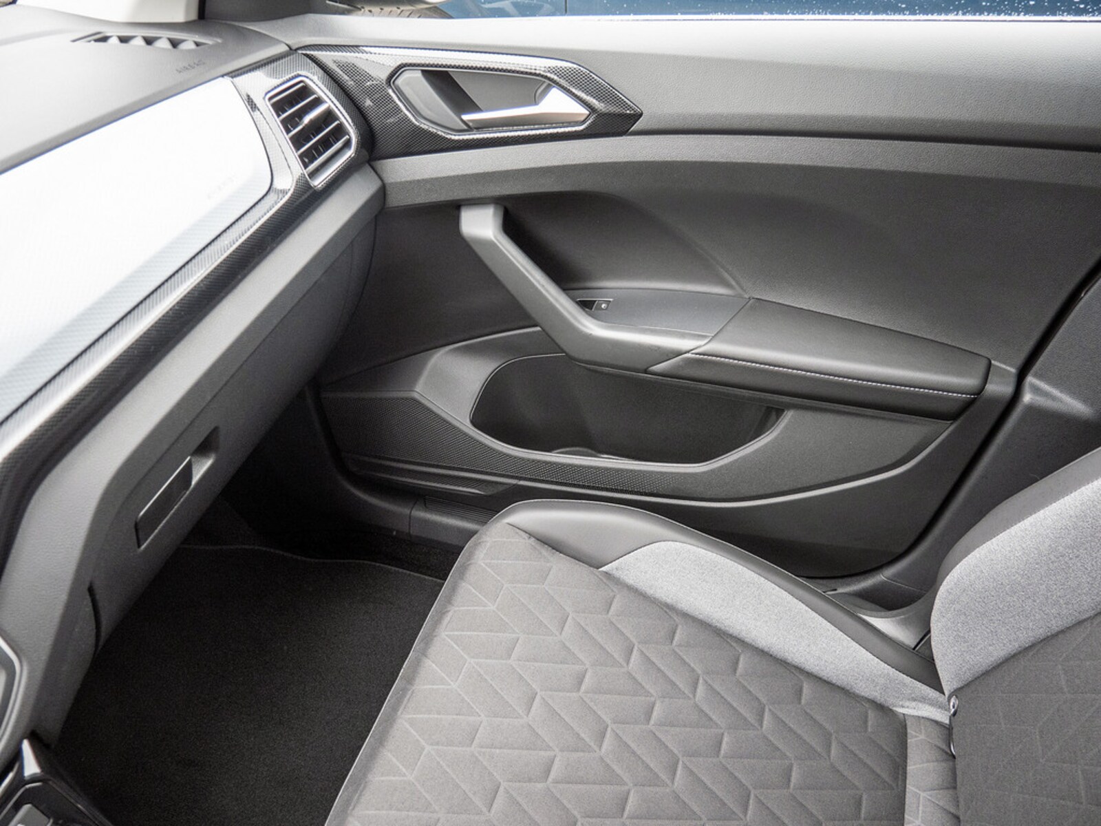 Volkswagen T-Cross – Bild 13
