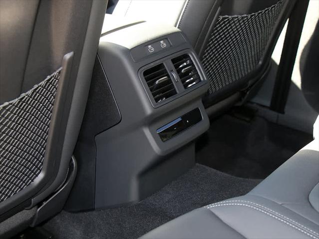 2025 AUDI Q5 - Image 15