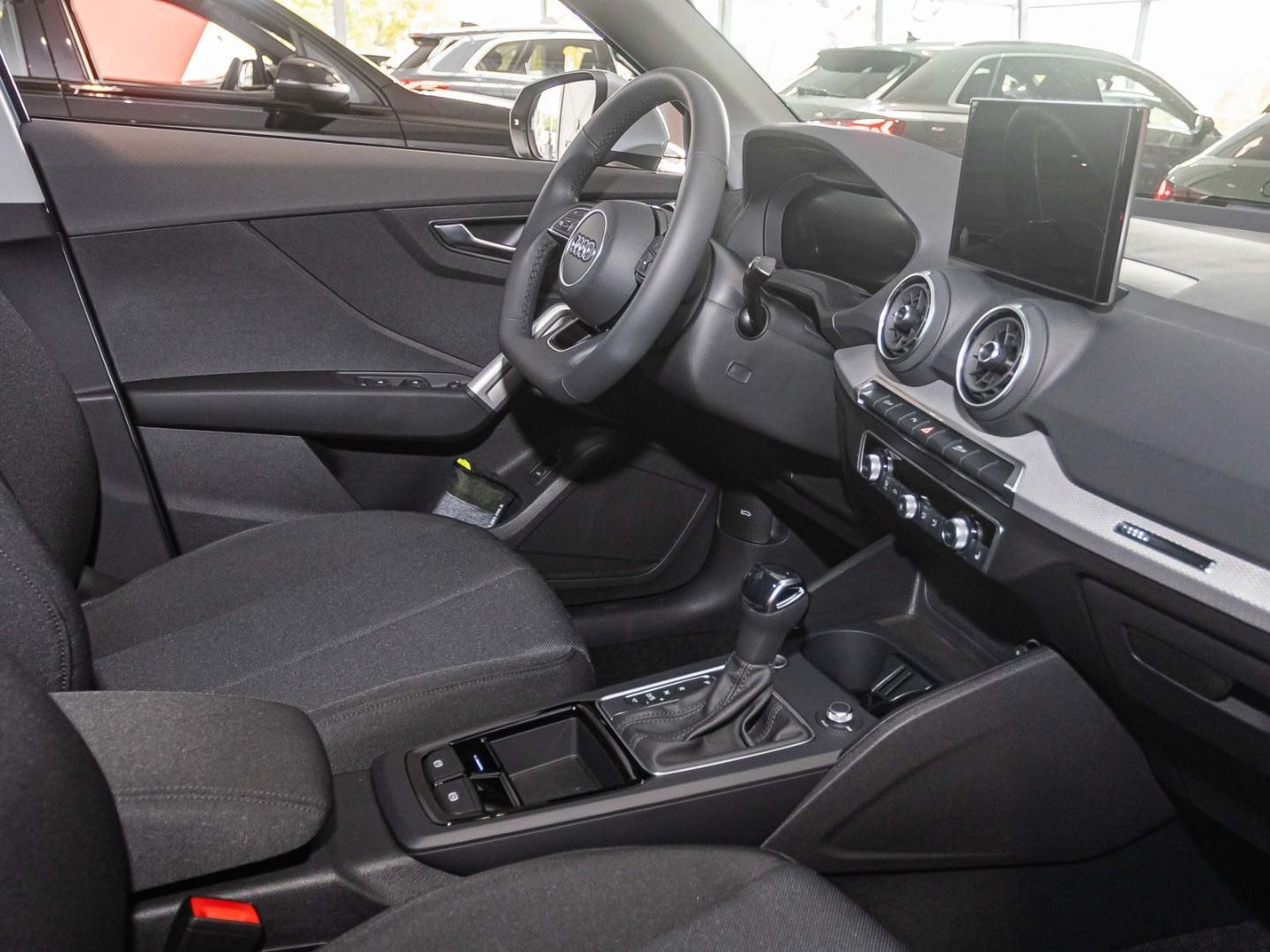 Bild über Audi Q2 advanced 35 TFSI S tronic - für weitere Informationen kontaktieren Sie den Audi Partner