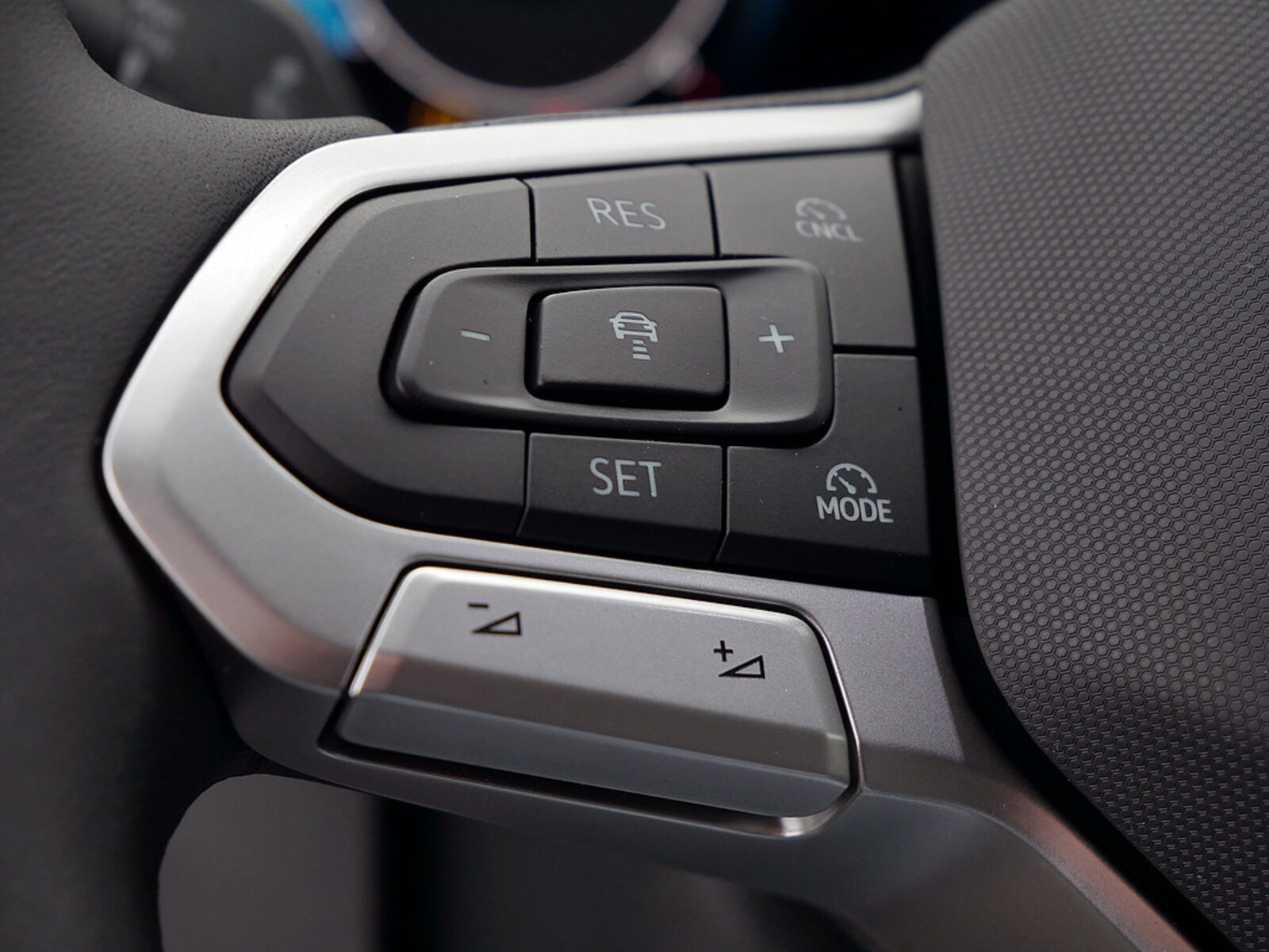 Volkswagen Crafter Kasten mittlerer Radstand – Bild 26