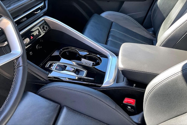 2025 Audi New Q5 Premium Plus - Photo 17