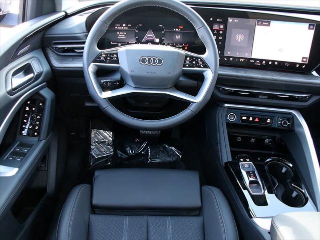 2025 AUDI Q5 - Image 16