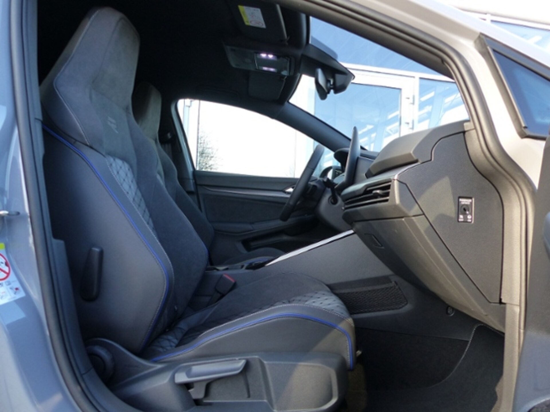 Volkswagen Golf Variant R-Line